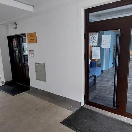 Apartment Brzece Center Mitrovski Gondola 300m Kopaonik